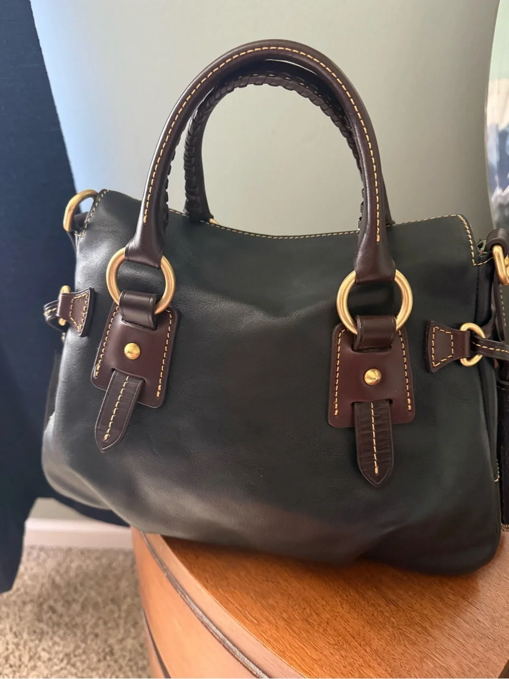 Dooney & Bourke Florentine Small Stanwich in BLACK rare!